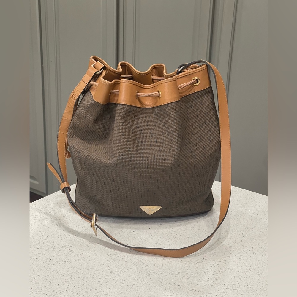 YSL Bucket Bag Vintage GUC + COA